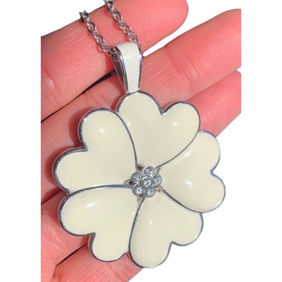 LIA SOPHIA- RHODIUM FLOWER NECKLACE WOMEN 43" - Picture 2 of 4